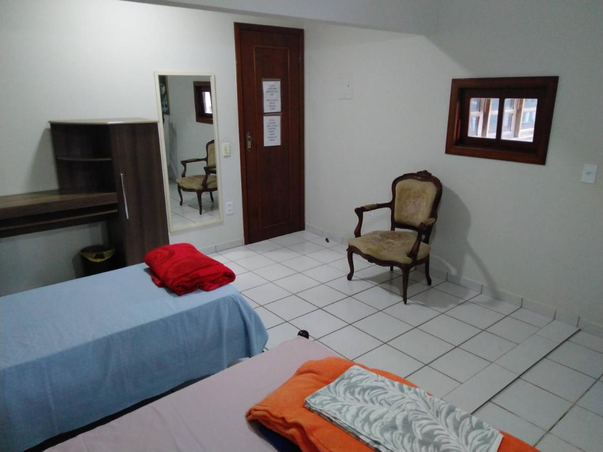 Quartos Em Casa Proxima A Praia วีลา เวลยา ภายนอก รูปภาพ