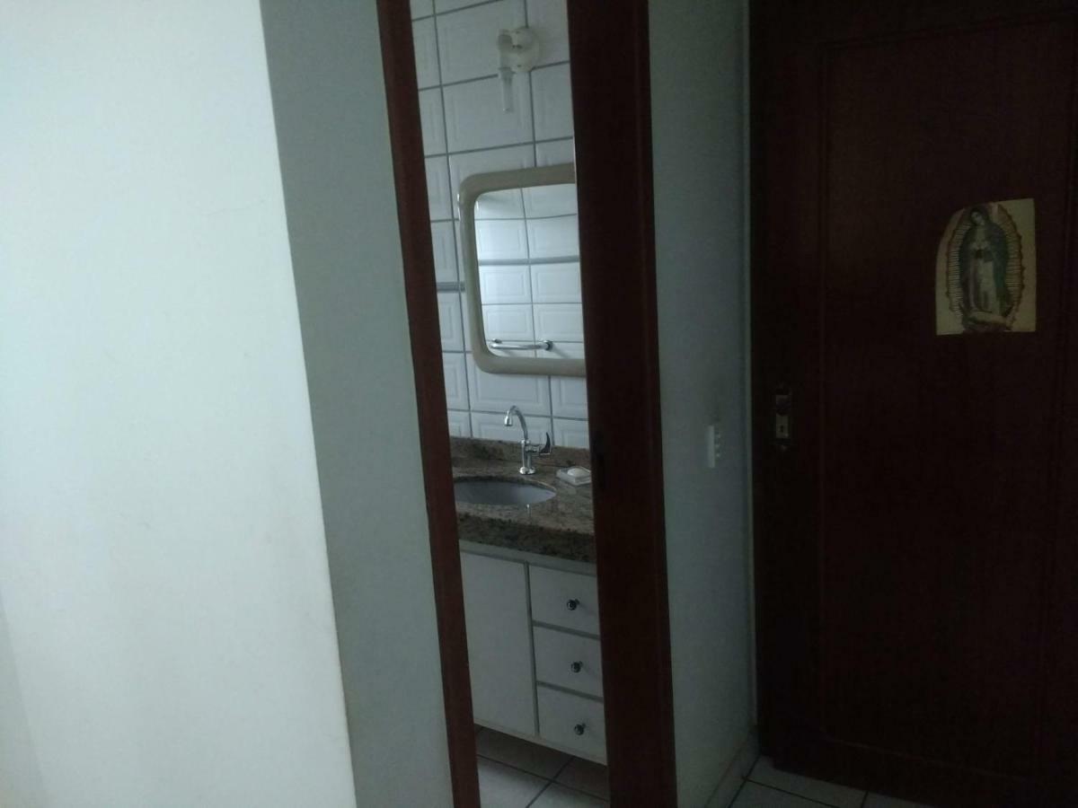 Quartos Em Casa Proxima A Praia วีลา เวลยา ภายนอก รูปภาพ
